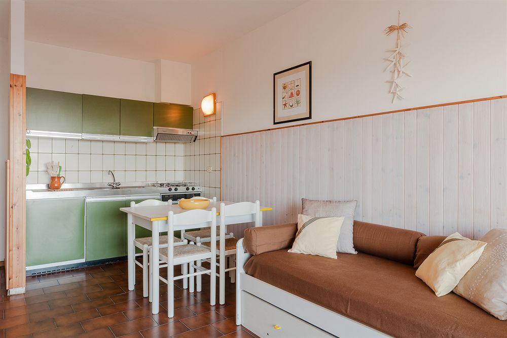 Residenze Etruria Aparthotel San Vincenzo Buitenkant foto